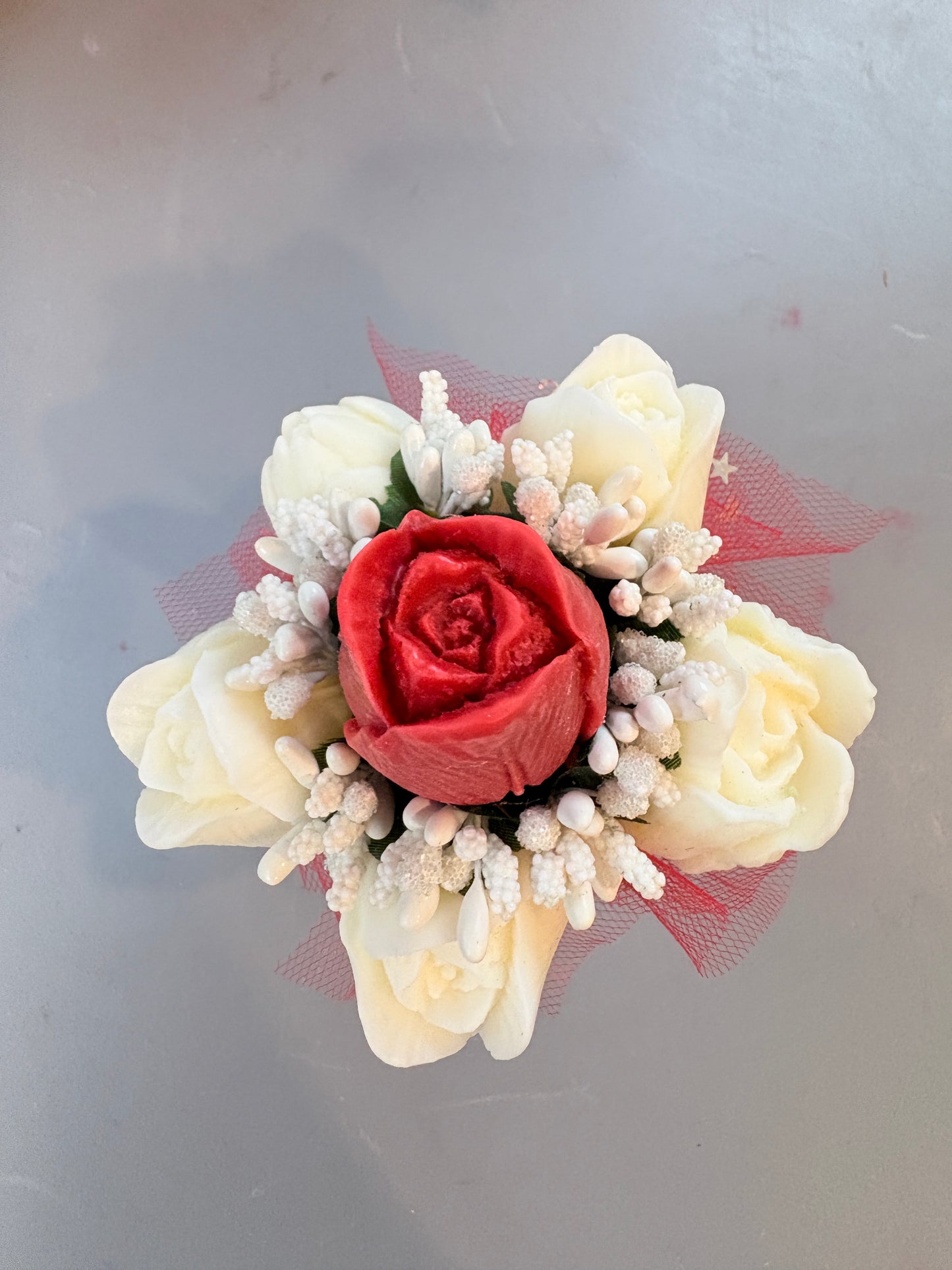 Ivory Tulip Fox Pot Candle